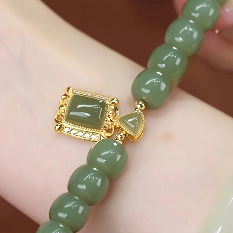 Elegant Green Jade Imitation Pendant Beaded Bracelet