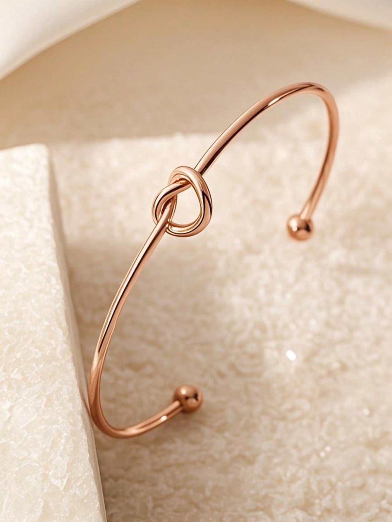 1pc Minimalist Chic Textured Gold Color Bracelet