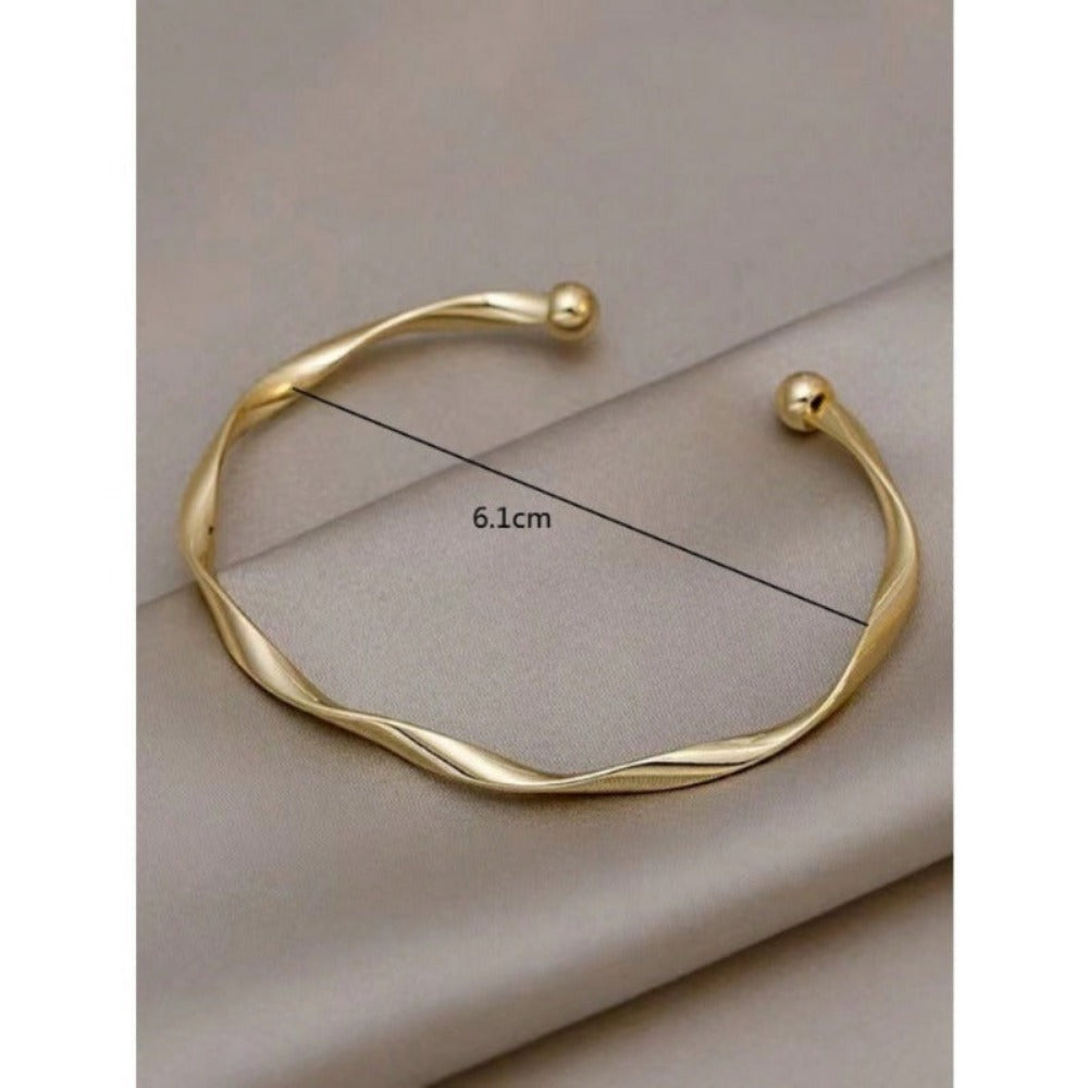 1pc Minimalist Chic Textured Gold Color Bracelet